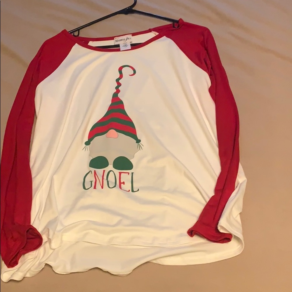 Christmas shirt. White and red size L